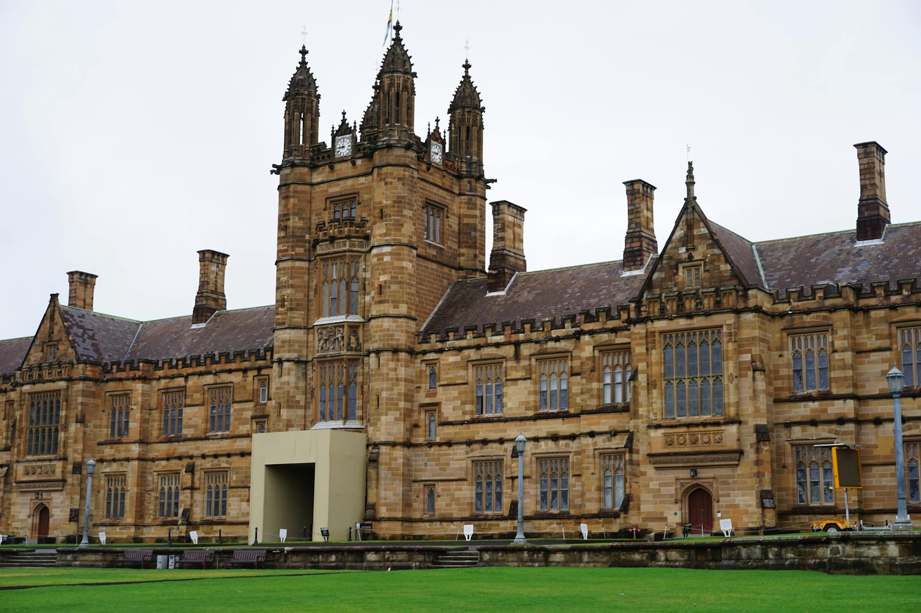 University Mini Bus Hire Sydney 2026 — Student Guide